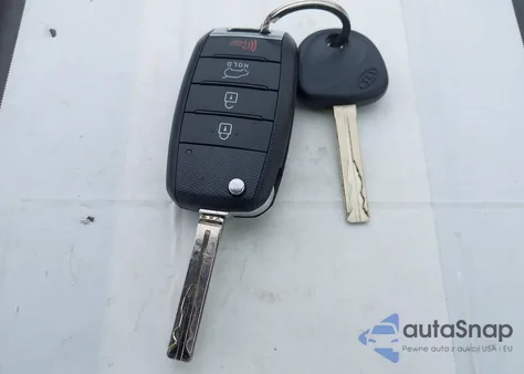 2015 Kia Soul z USA, uszkodzony, nr VIN KNDJN2A21F7764733